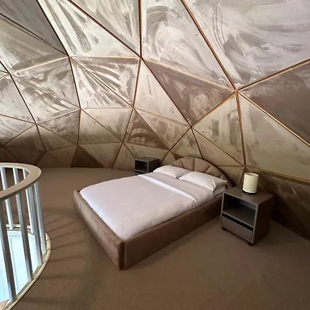 Kalimeras Deluxe ספנג'ה