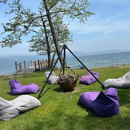 Kalimeras Deluxe בית נופש ספנג'ה