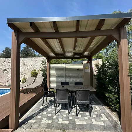 בית נופש Kalimeras Deluxe