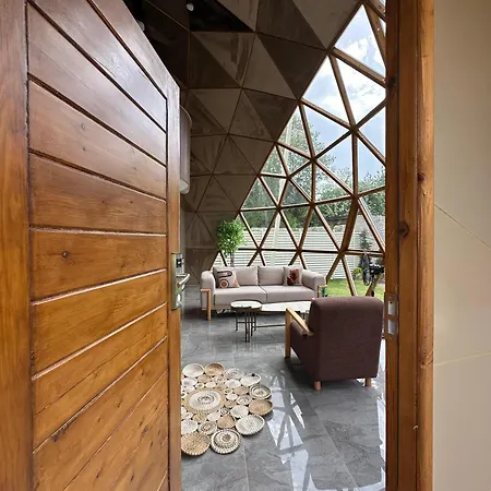 Kalimeras Deluxe בית נופש *