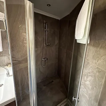 Kalimeras Deluxe בית נופש